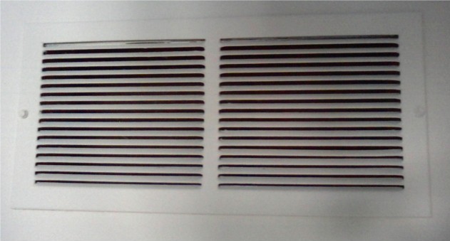 Even with the vent cover
                    installed incorrectly, black ducting makes it look
                    better!