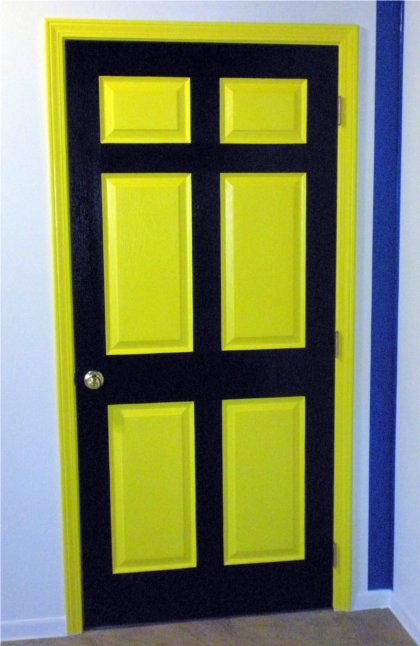 Creative interior door painting by Suzie Paints